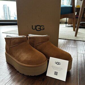 UGG Classic Mini Platform Boots | Size 6